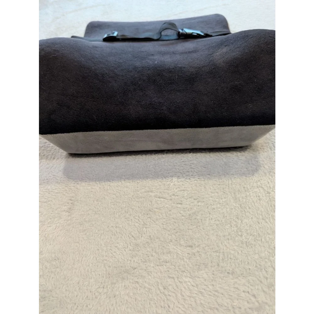 Samsonite Black & Gray Lumbar Support Pillow With Zipper Removeable Cover